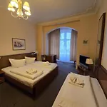 Arche Guest house